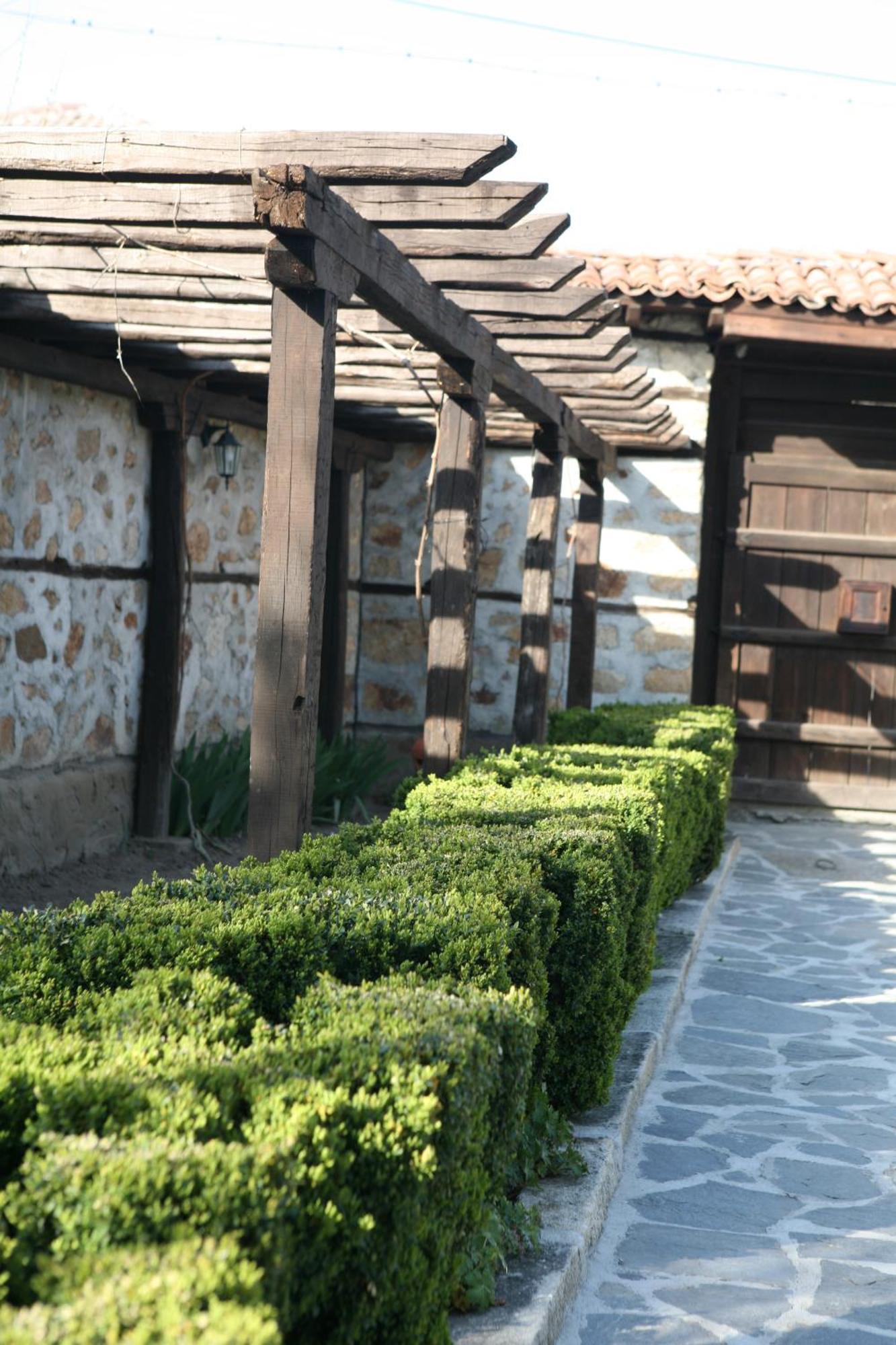 Djudjeva Kyshta Hotel Panagjuriste Kültér fotó