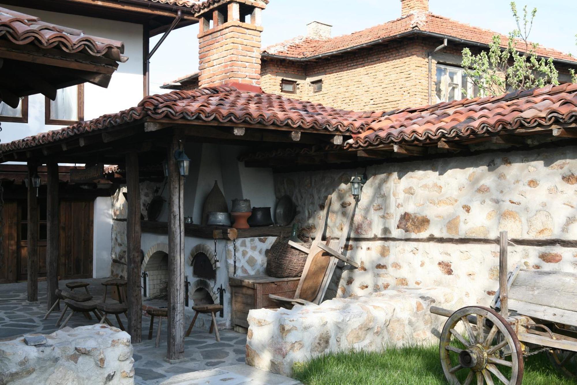 Djudjeva Kyshta Hotel Panagjuriste Kültér fotó