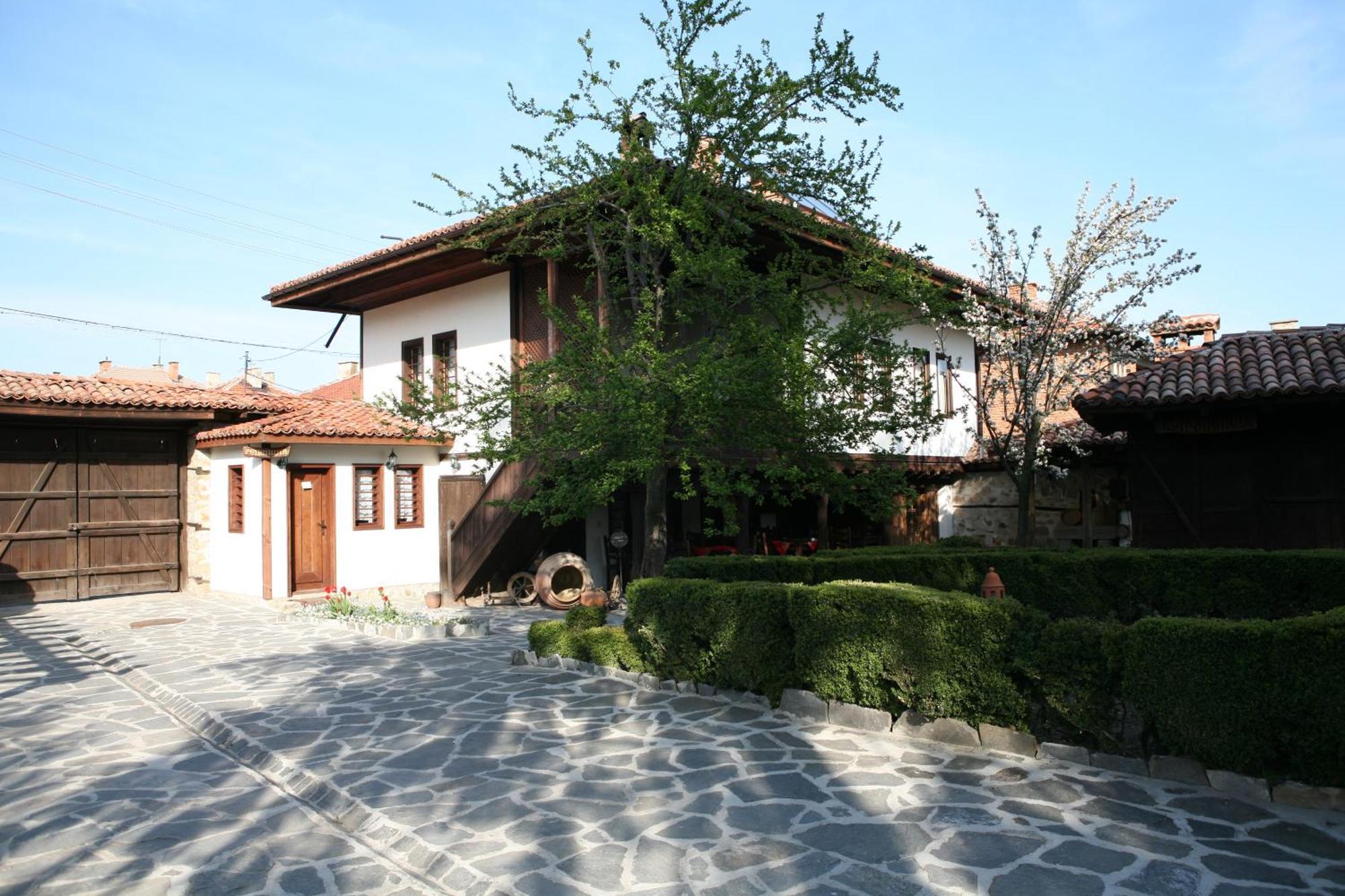 Djudjeva Kyshta Hotel Panagjuriste Kültér fotó