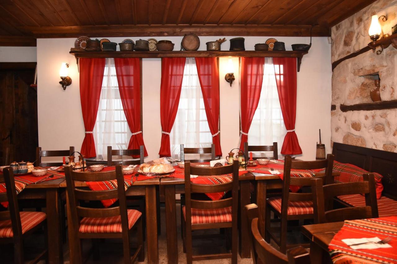 Djudjeva Kyshta Hotel Panagjuriste Kültér fotó