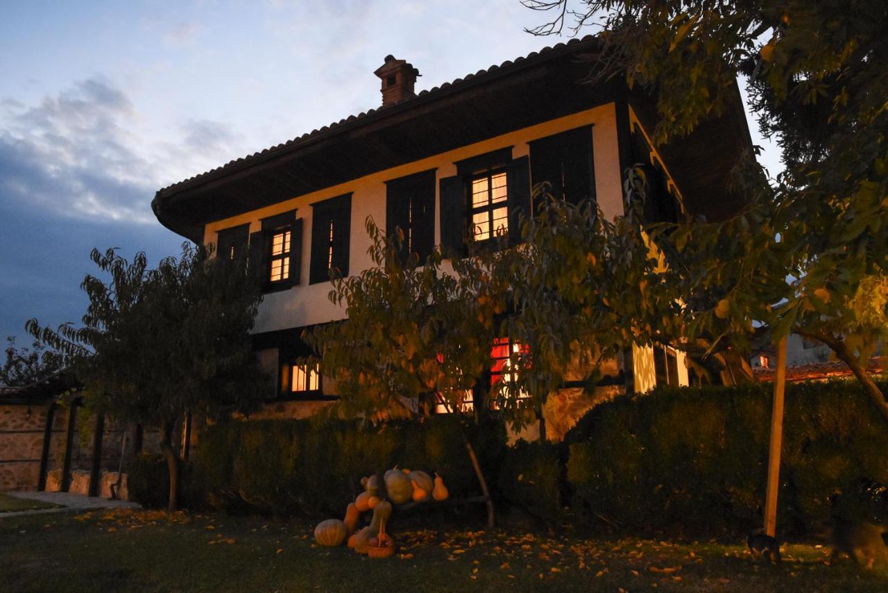 Djudjeva Kyshta Hotel Panagjuriste Kültér fotó